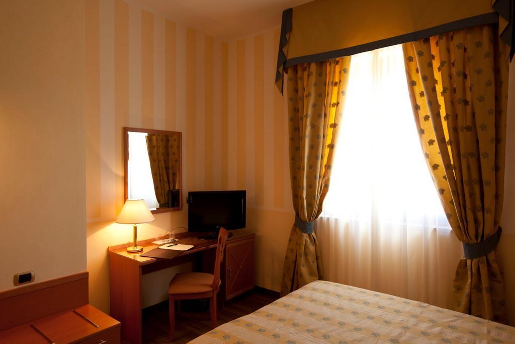 Park Hotel Elizabeth Mariotto Стая снимка